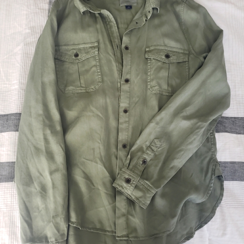 Universal Threads button down
